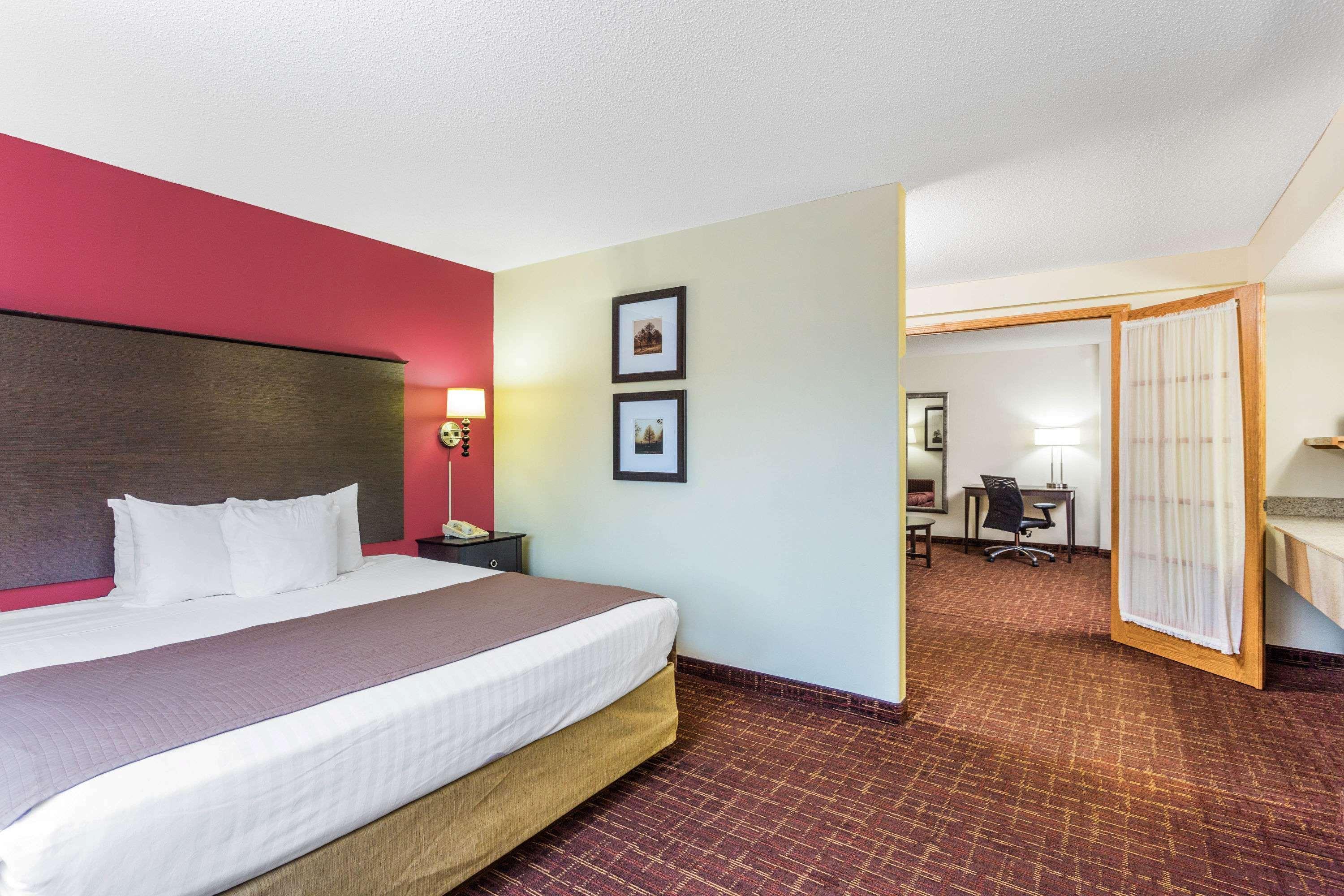 Americinn By Wyndham Madison South Εξωτερικό φωτογραφία