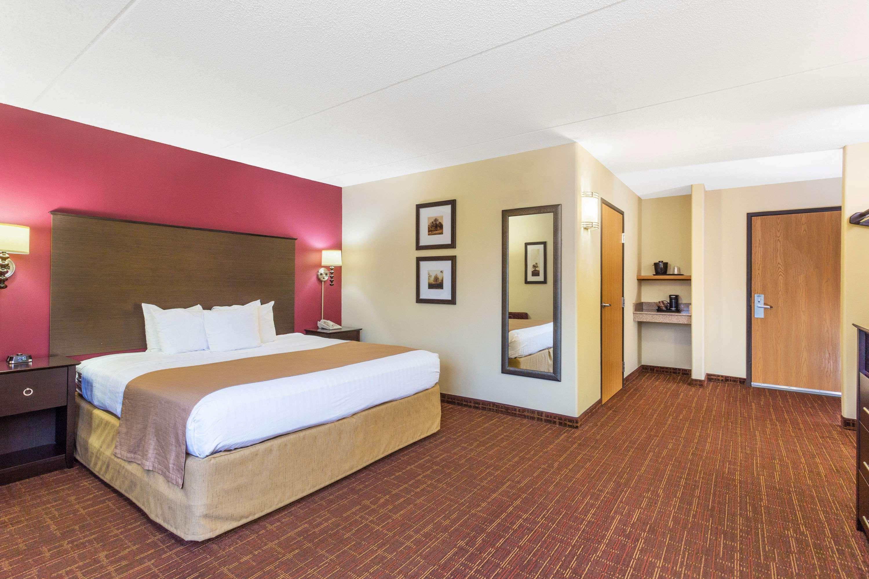 Americinn By Wyndham Madison South Εξωτερικό φωτογραφία